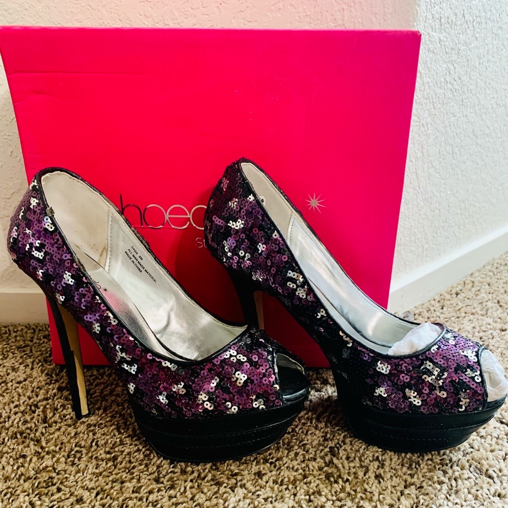 Shoedazzle Saga purple heels